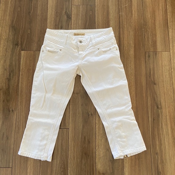 Guess White Cropped Jeans - Picture 2 of 6